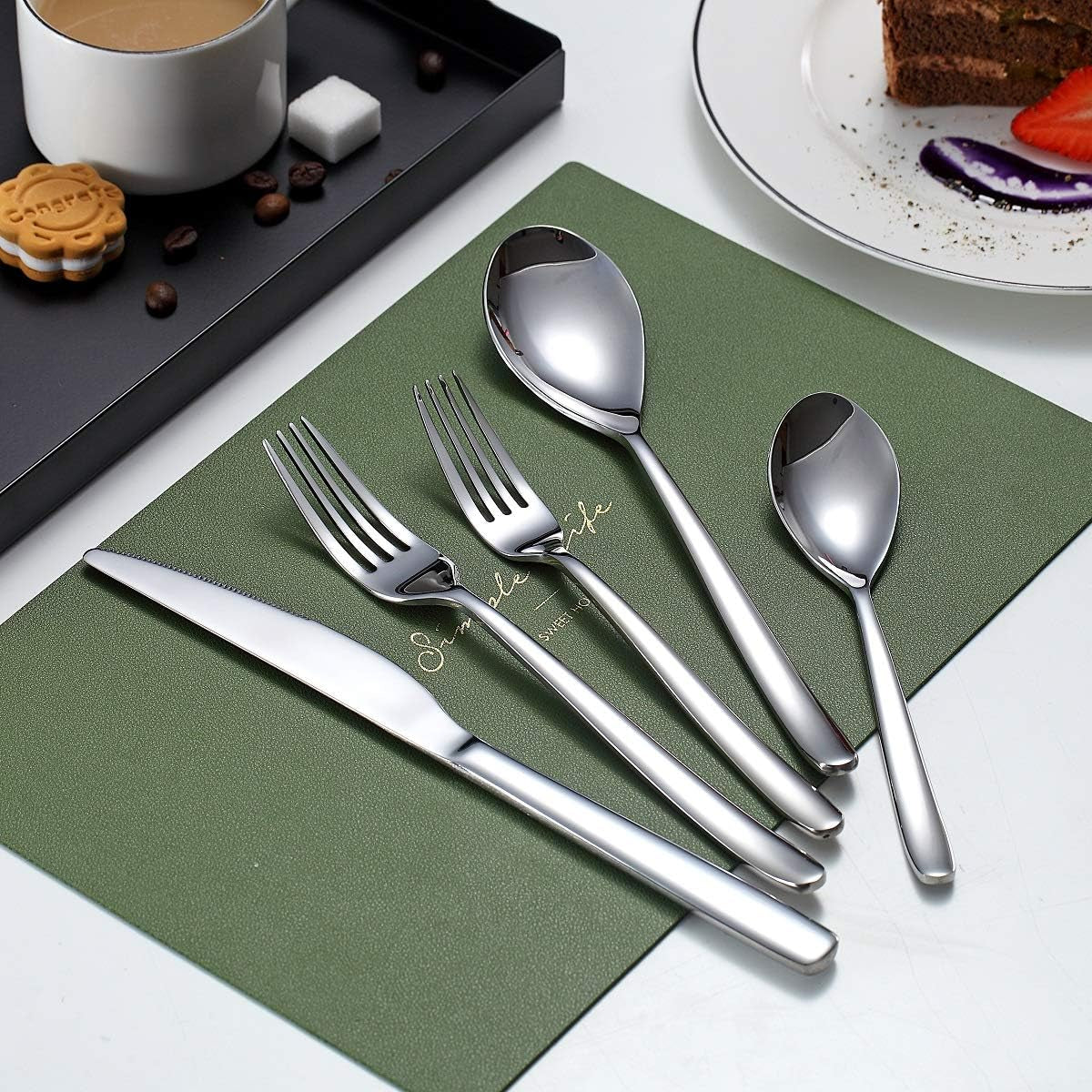 Essentials Silverware Set 20 Pieces