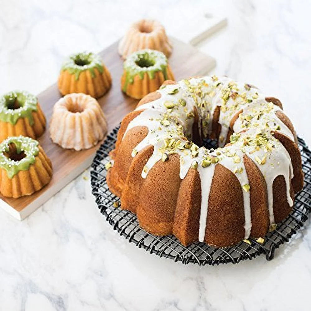 Essentials12Cup Bundt Pan