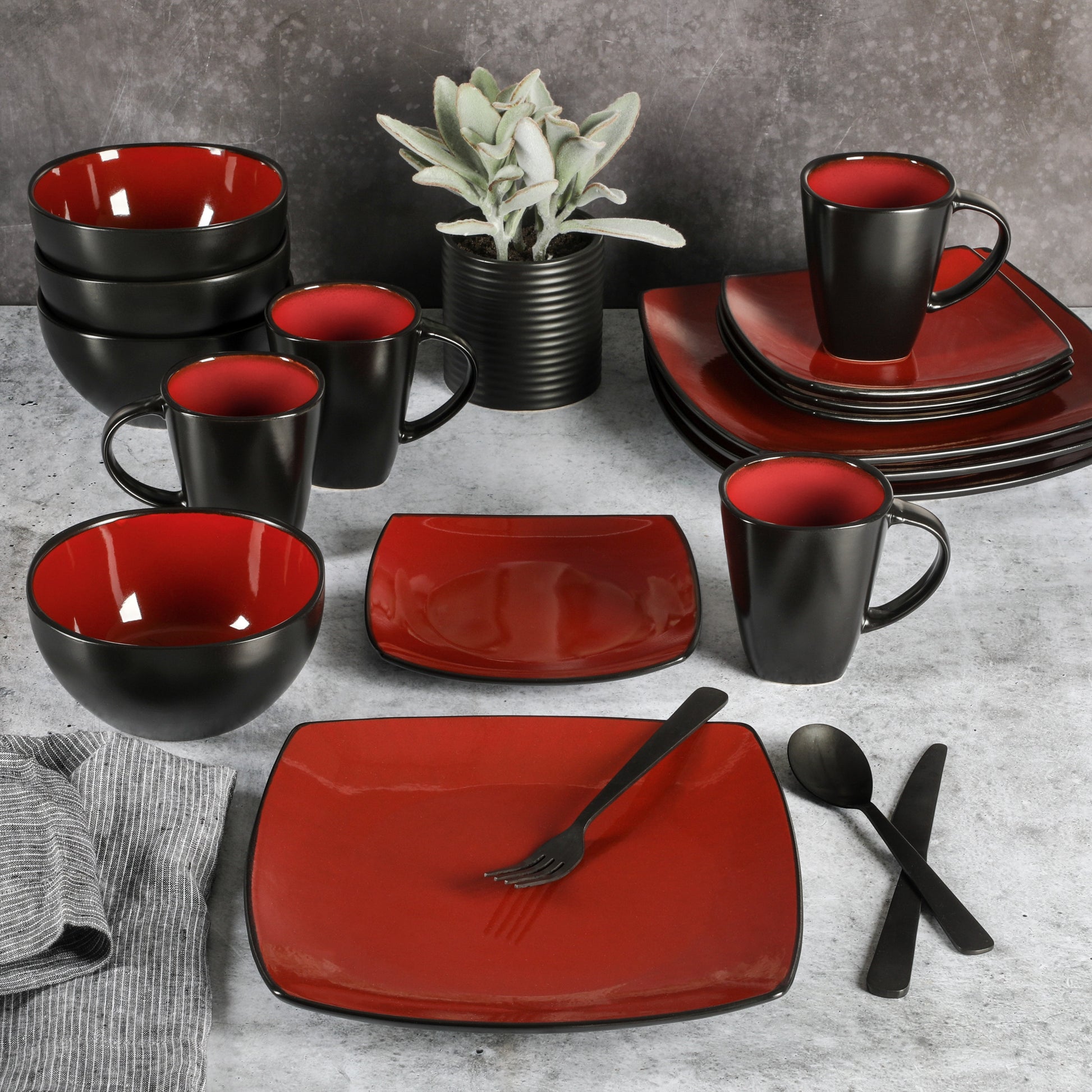 Soho Lounge Square 16-Piece Dinnerware Set - Red