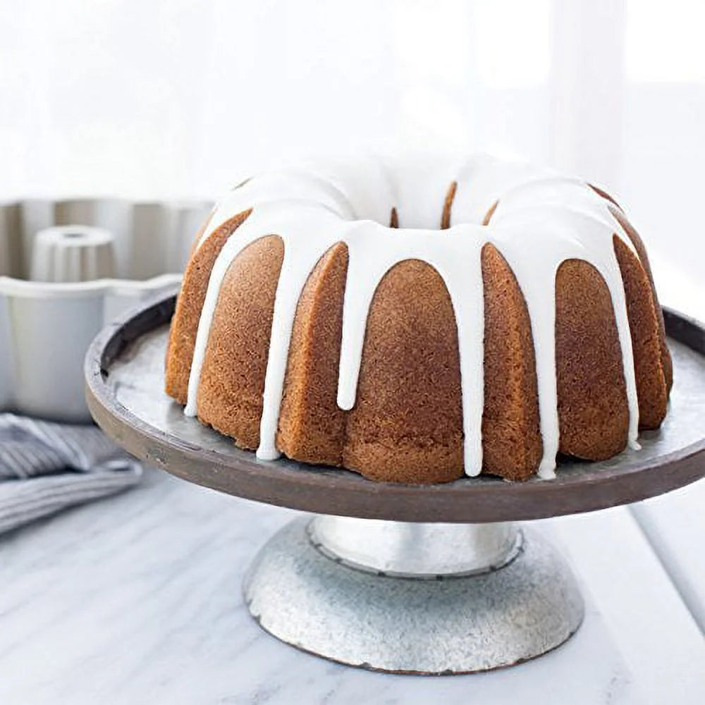 Essentials12Cup Bundt Pan